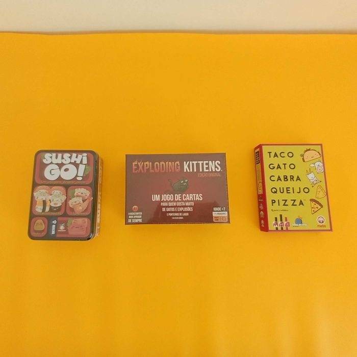 Sushi Go! e Exploding Kittens - Jogos de tabuleiro / Cartas