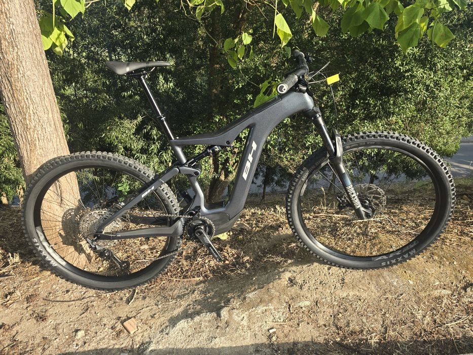 Bh atomx 8.2 eletrica L 29 de exposicao