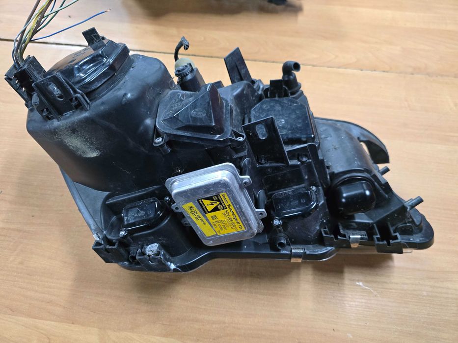 BMW 7 E65 E66 LIFT LCI Lampy Przód Prawa Lewa Xenon Komplet Stan BDB