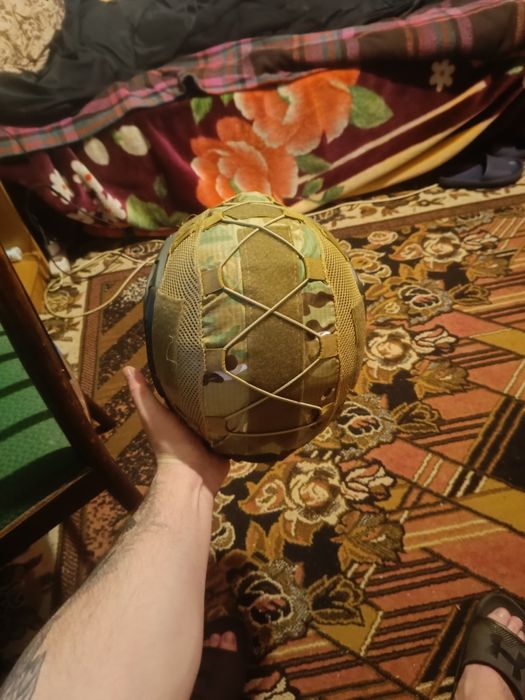 Шолом бойовий тактичний