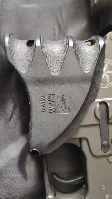 M4 Airsoft Lone Star SBR com material