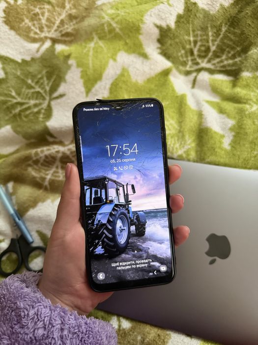 Телефон Samsung Galaxy A20s
