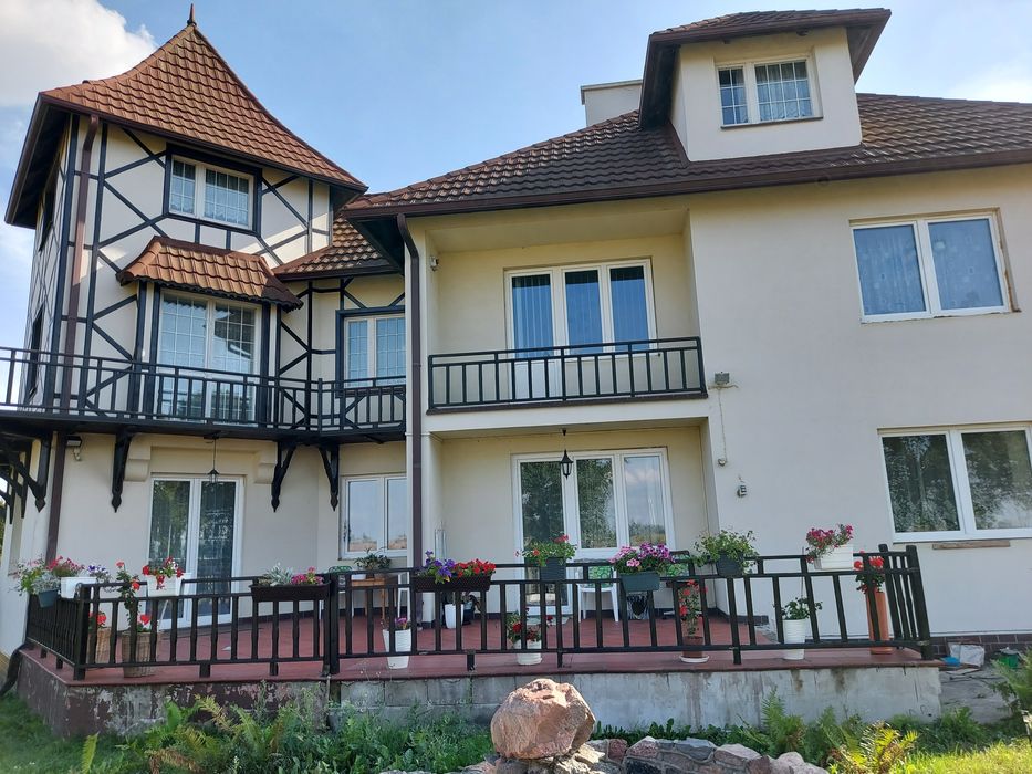 sprzedam ładny  dom z dużym potencjałem