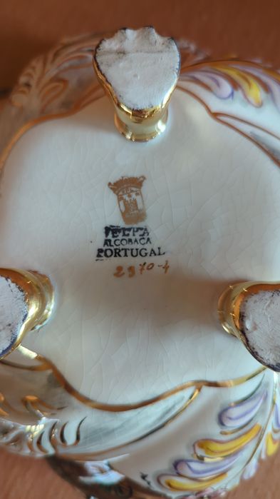 Magnífica antiga boleira/bomboneira cerâmica de Alcobaça