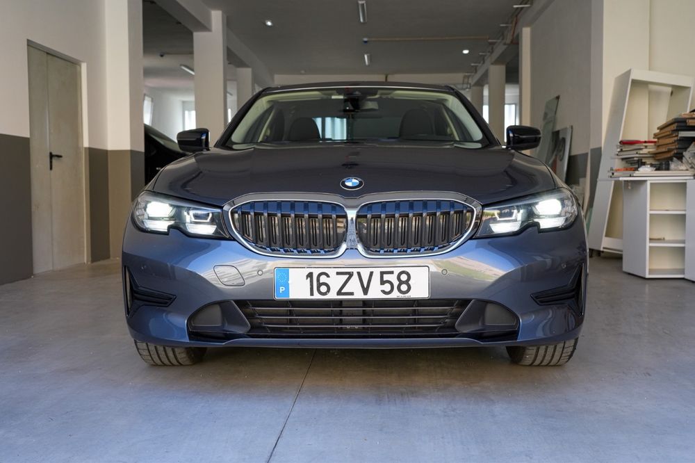 BMW 330e como novo