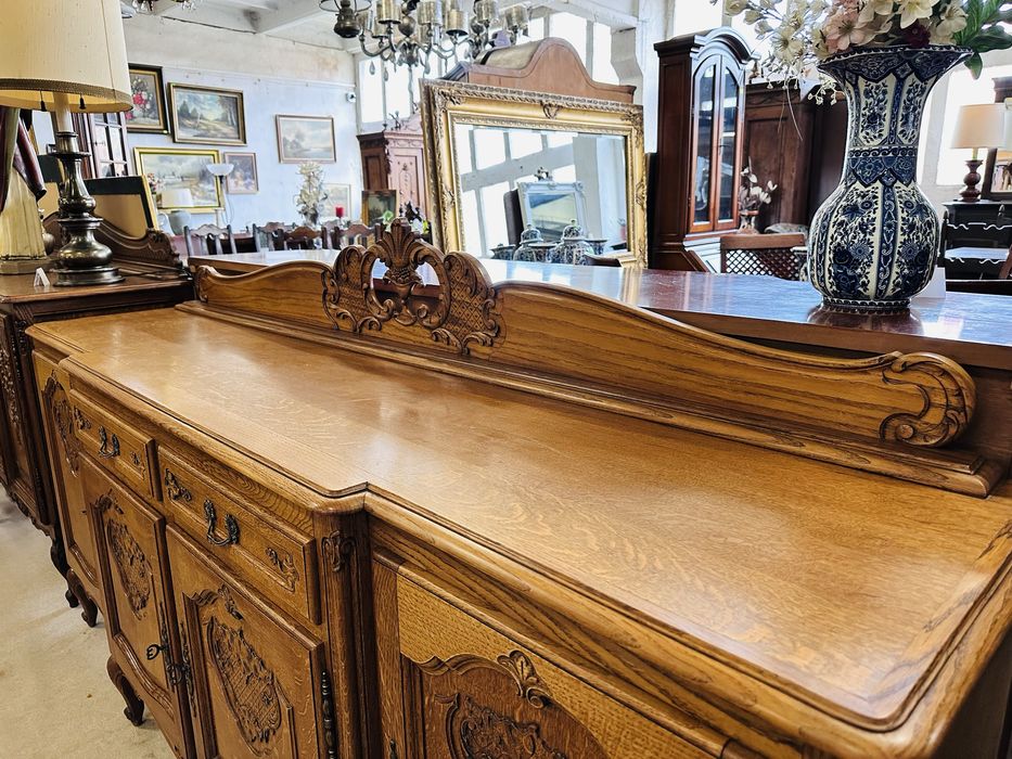 Zadbana i bogato rzeźbiona KOMODA LUDWIKOWSKA :)