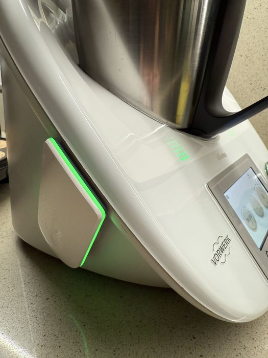 Bimby TM5 como nova, 2 copos completos