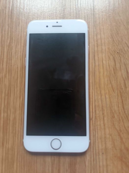 Smartfon Apple 6s