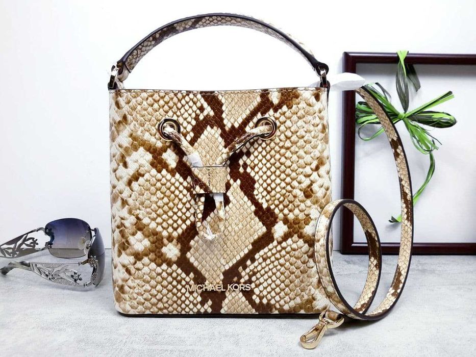 Жіноча сумочка шкіряна кроссбоді Michael Kors\ Майкл Корс. Оригінал