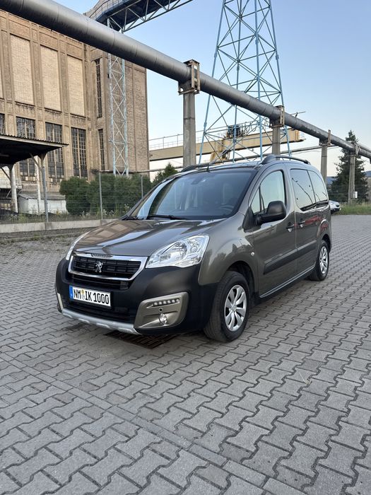 PIĘKNY PEUGEOT PARTNER wersja TEPEE 2017r, 1.6 HDI - 120km, 152 tys km przebiegu UDOKUMENTOWANE!