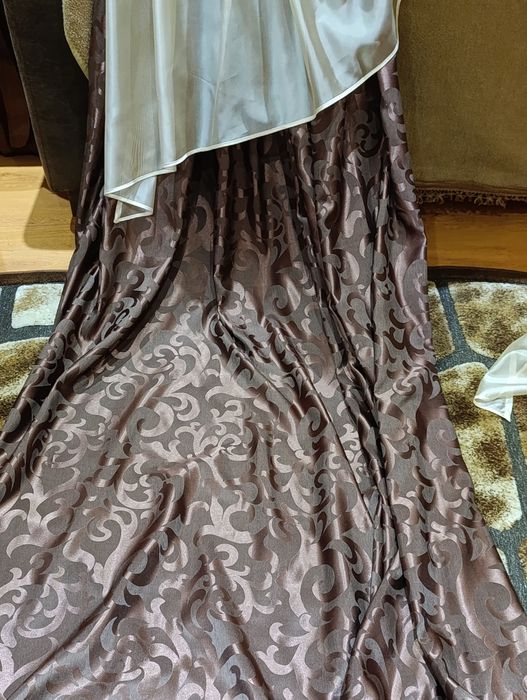 Продам ламбрикен зі шторою