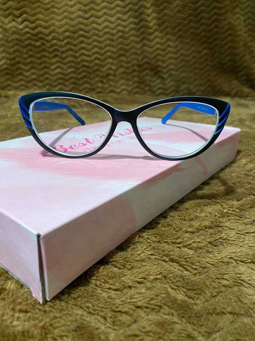 Окуляри з діоптріями OD -2,0 OS -1,5 кішечки очки кошеч короткозорість