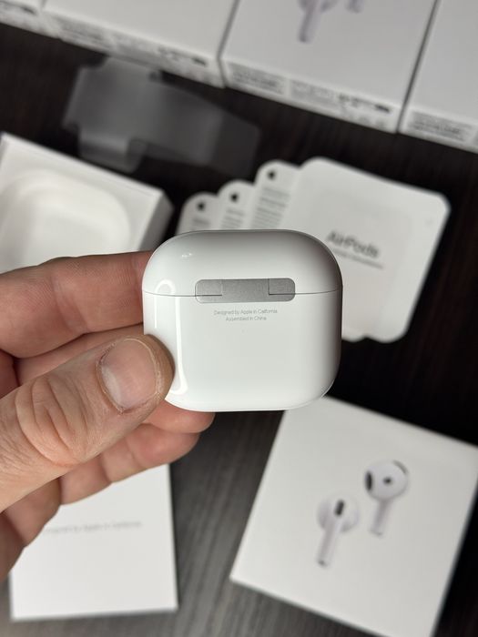 Навушники Apple Airpods 4 (ANC - активне шумоподавлення)