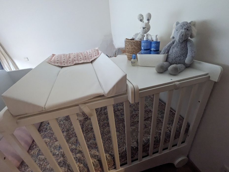 Muda Fraldas de Cama TRAMA