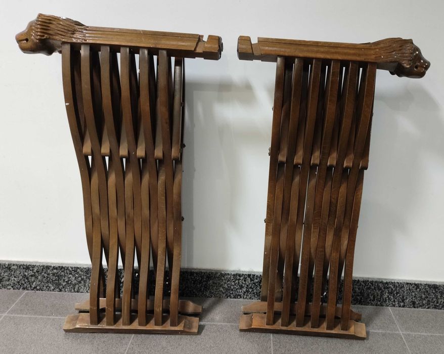 Par de cadeirões articulados Savonarola - em madeira