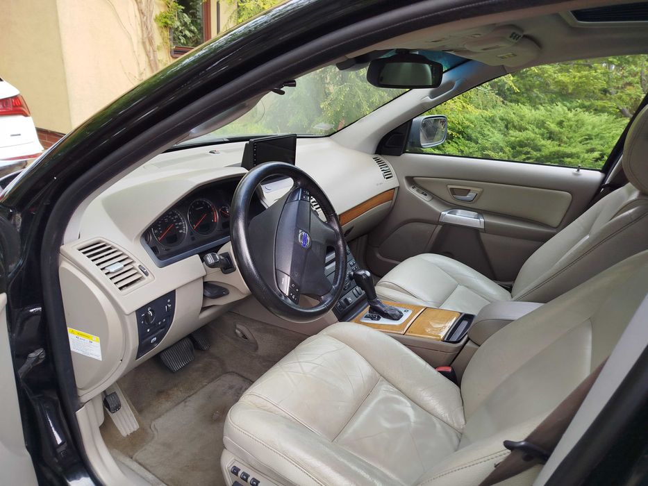 Volvo XC90 2.5TB z gazem