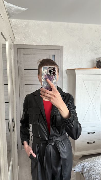 Шкіряний комбінезон жіночий S екошкіра