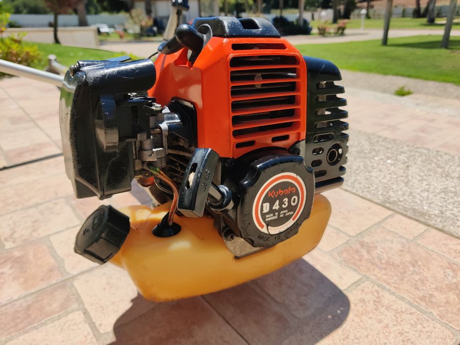 Roçadora Kubota D430