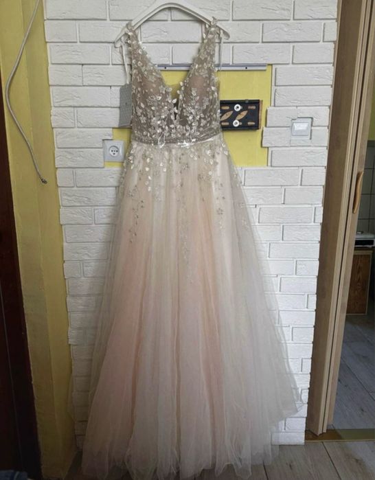 Nowa suknia slubna Elisbeth Passion