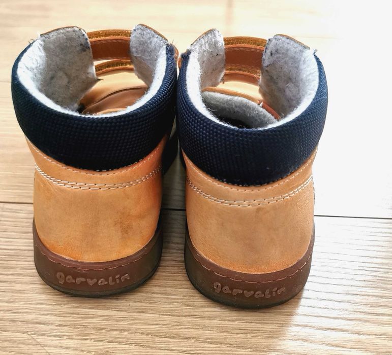 Buty ocieplane skórzane Garvalin 33 na wysokie podbicie