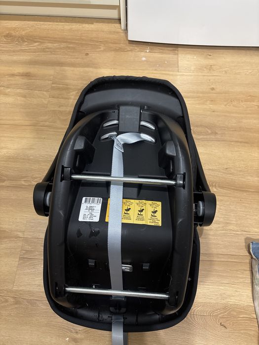 Fotelik nosidełko łupina Maxi Cosi Cabriofix I-size