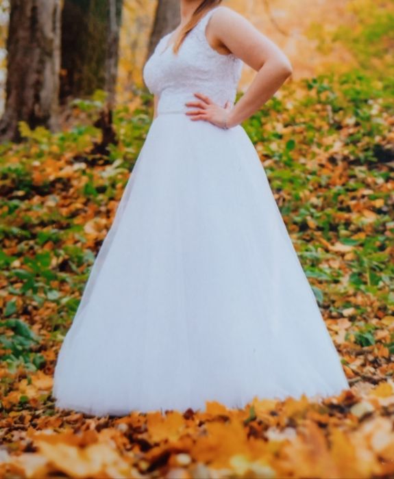 Suknia ślubna literka A