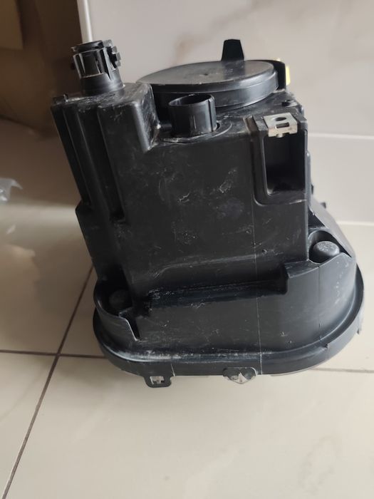 Фара Jeep Renegade