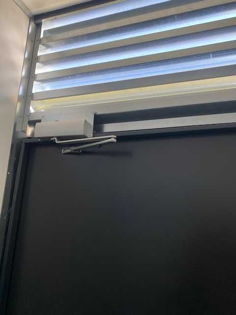 kontener sanitarny na monety