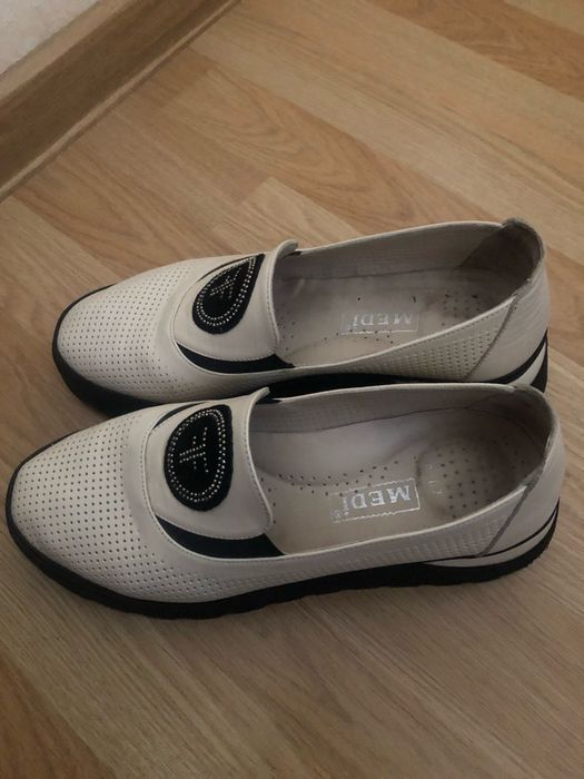 Туфлі жіночі шкіряні