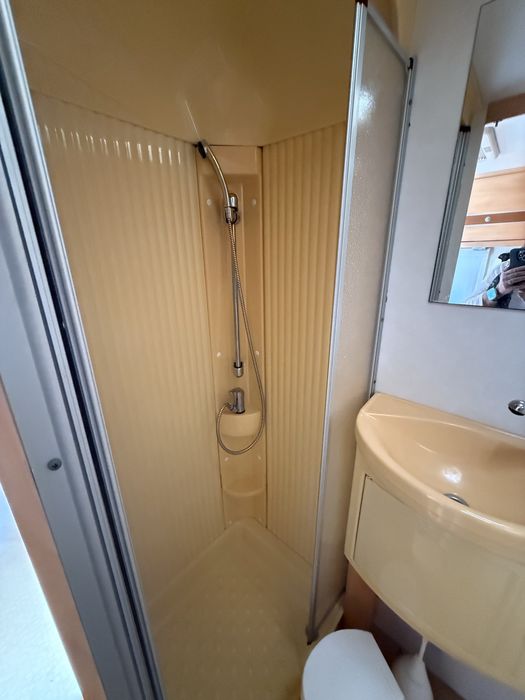 Autocaravana Ford64966366110083123