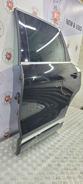 Двері задні ліві Audi Q7 2011-2015