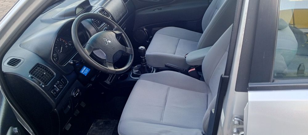 Mitsubishi Space Star 1.6_Z Niemiec_Bezwypadkowy_Serwisowany_