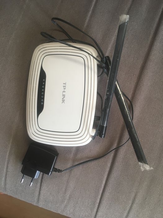 Роутер TP-LINK  TP-WR841N