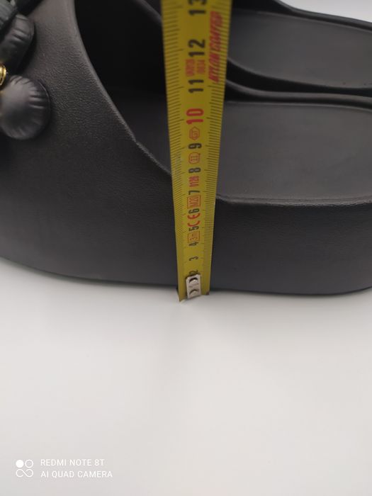 Wyprzedaż Modne klapki piankowe na platformie rozmiar 40-41