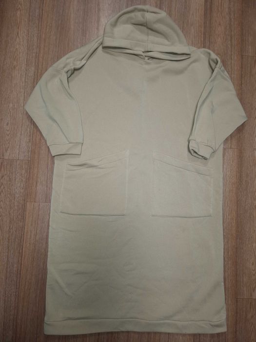 Сукня жіноча утепленна беж,р 60,б/у,на флисе