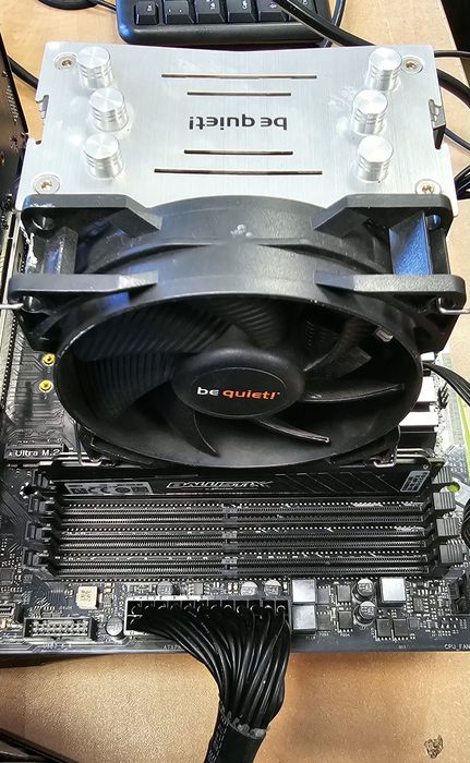 Procesor Intel Core i7-8700 (Socket 1151)+ chłodzenie Be quiet!