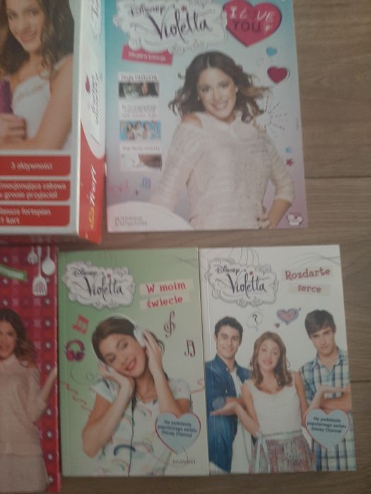 Gra planszowa Violetta Disney  i poradniki książki