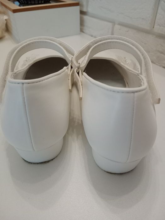 Buty komunijne dziewczęce