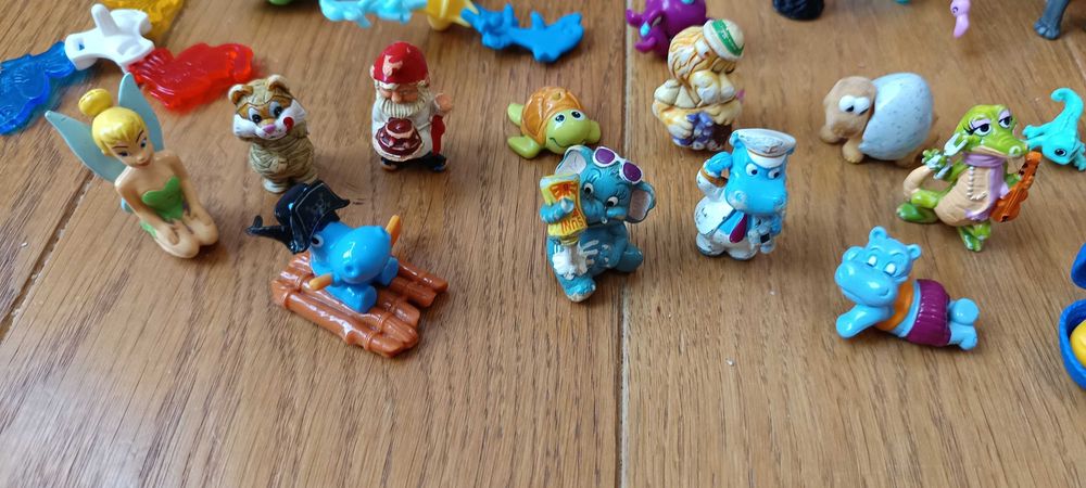 Stare figurki kinder