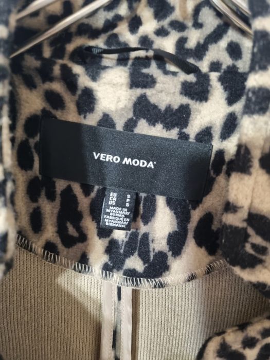 Жіноче пальто/подовжений жакет від  Vero M