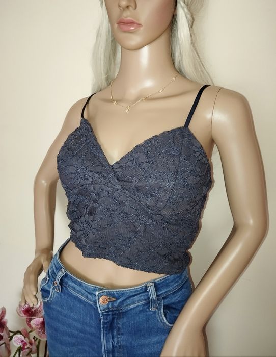 Top koronka na ramiączkach crop top bluzka bluzeczka