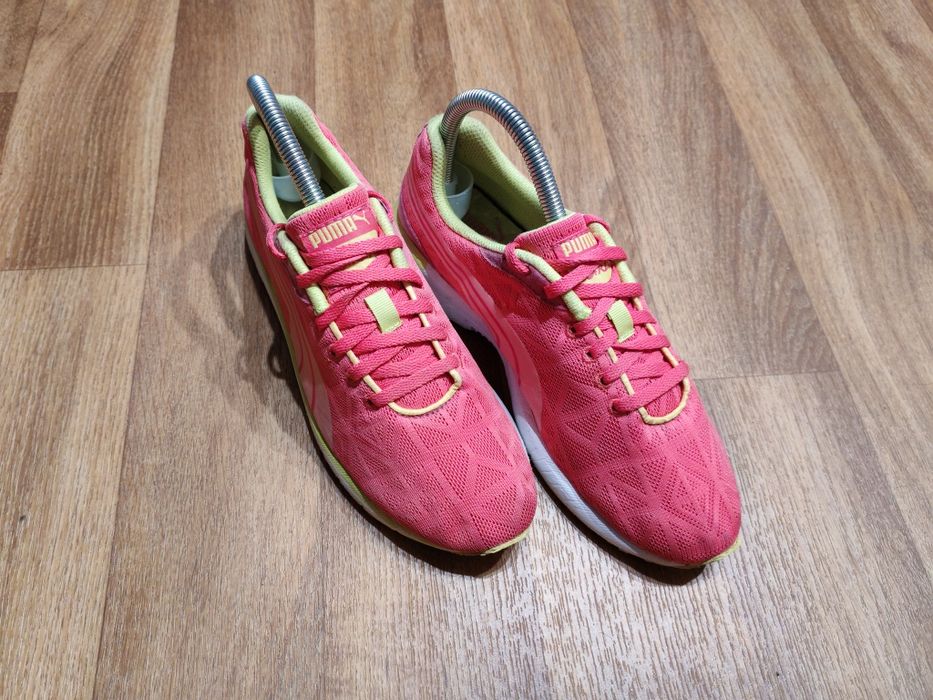 Кроссовки Puma Narita V2
