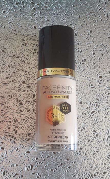 Podkład Facefinity 3w1 Max Factor spf 20