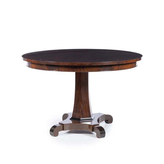 Móveis - Mesa de sala de jantar