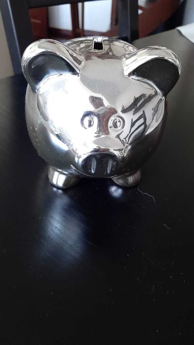 Mealheiros unicórnio e porco