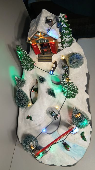 Інсталяція велика Каток ковзанка новорічна новорічний декор