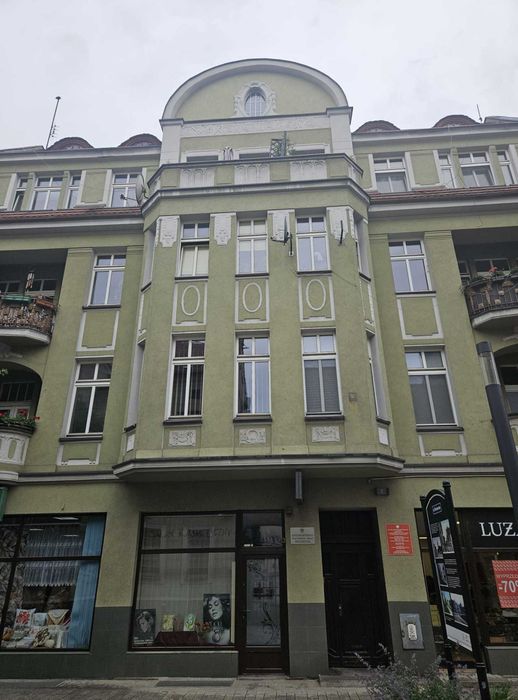 Przestronne mieszkanie w centrum Jarocina! 77m2