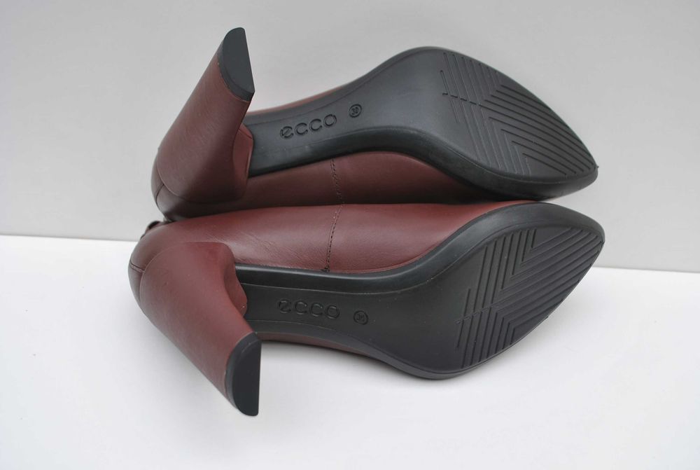 Buty na obcasie Ecco