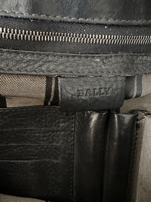 Сумка чоловіча шкіряна BALLY