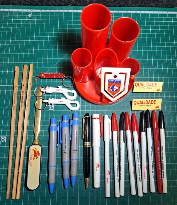 Lote de artigos dos CTT para colecionador